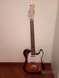 chitarra  elettrica Fender Telecaster con custodia