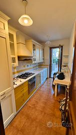 Strutture/ante cucina lineare Veneta Cucine 380 cm