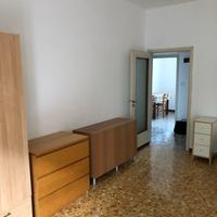 Stanza per sole donne