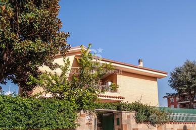 Villa trifamiliare - Ciampino