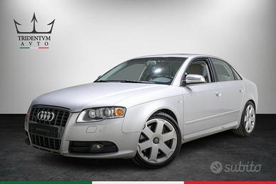 Audi S4 4.2 V8 quattro tiptronic