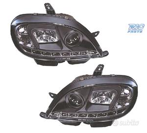 FARI CITROEN SAXO 99-04 LUCE DIURNA A LED FONDO NE