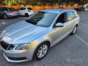 Skoda octavia  1.6 tdi dsg automatica 2018