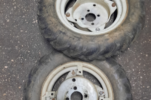 Gomme agricole comprese di cherchio