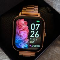 Smartwatch in acciaio placcato oro. Nuovo