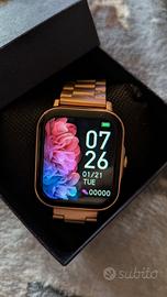Smartwatch in acciaio placcato oro. Nuovo