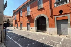 Casa indipendente di 400 m² con più di 5 locali e 
