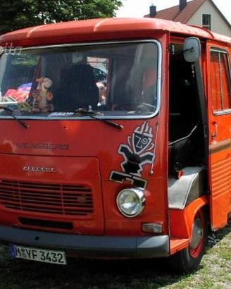 Parabrezza Peugeot J7 J9
