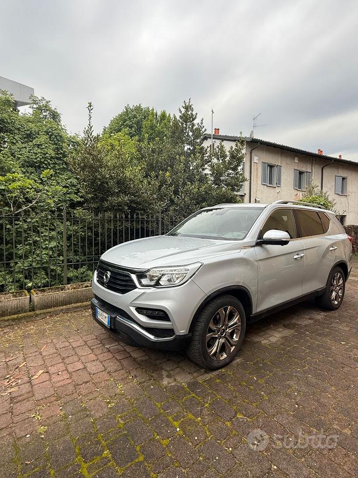 SsangYong Rexton (2017-2023)