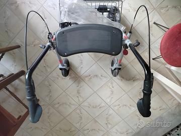 Carrello per anziani