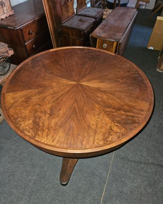Antico tavolo da gioco