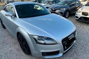 Audi TT Coupé 2.0 TDI quattro