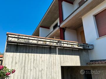 Fioriere in ferro battuto