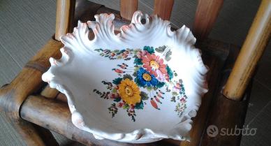 ELEGANTE COPPA IN CERAMICA CON DISEGNI FLOREALI