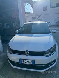 VOLKSWAGEN Polo 5ª serie - 2015