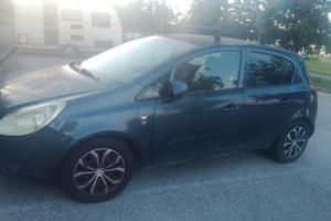 Opel corsa anno 2008