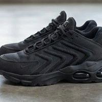 Nike Air Max TW "Triple Black" - 40