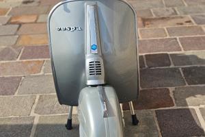 vespa 50 special