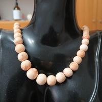 collana colore corallo