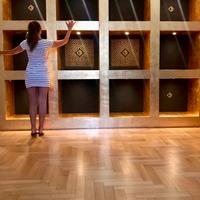 Grande mobile a nicchie foglia oro pezzo unico