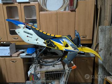 Husqvarna cr 125 2004 TELAIO/ SERBATOIO/ SELLA/ PL
