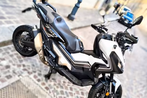 HONDA X-ADV 750  mod. “Desert track” anno 2020   