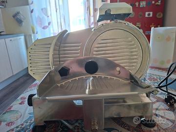 Affettatrice CELME FA220 Lama 220 mm affila la