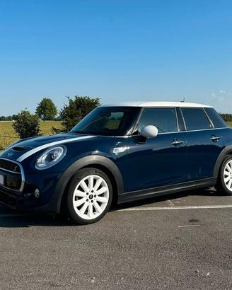 Mini Cooper SD 170cv automatica, 5porte, all. Hype