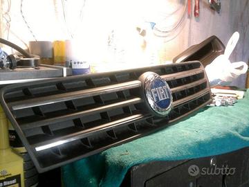 Mascherina per Fiat Punto
