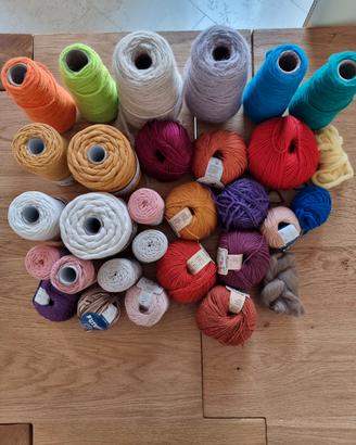 Mix gomitoli  per ferri, uncinetto e macramé 