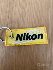 Portachiavi Nikon in tessuto