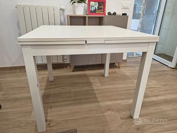 Tavolo Ikea Bjursta