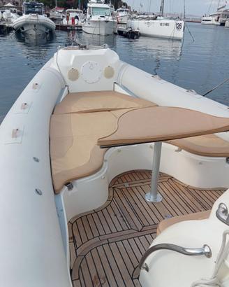Gommone 820 nuova Jolly con motorizzazione Suzuki