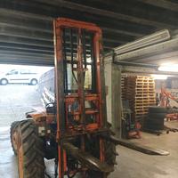 Muletto per trattore con stringicasse