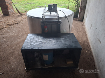 Vasca latte da 700 l