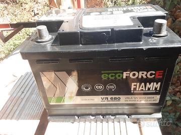 batteria auto AGM start stop Fiamm VR 680 60ha
