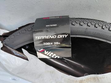 coppia copertoncini vittoria terreno dry gravel