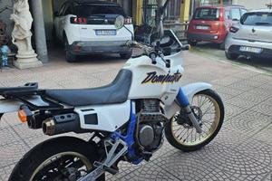 Honda Dominator 650