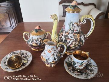 Capodimonte - servizi te / caffè