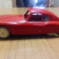INGAP  Fiat 8V scala 1/40 in plastica