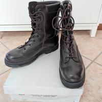 Stivali anfibi esercito italiano n.46