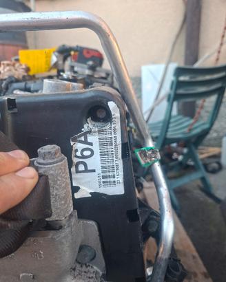 Motore 1, 4 benzina completo di cambio e tutto 