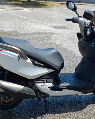 Kimco g dink 300i abs