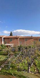 Casa semindependenre da ristrutturare