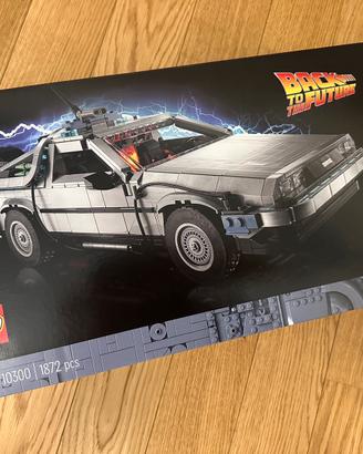 LEGO Icons 10300 - DeLorean Ritorno al futuro