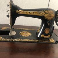 Macchina da cucire Singer anni ‘30 con mobile