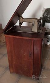macchina da cucire vintage