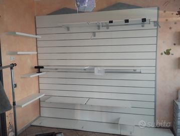 arredamento negozio 