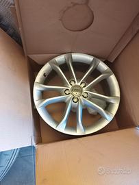 04 cerchi originali Audi 18"