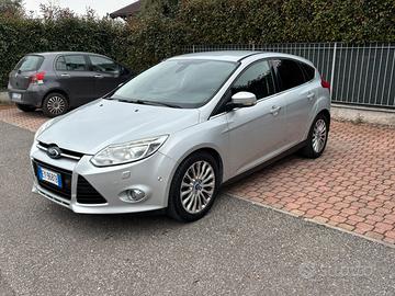 ford focus 1.6 150cv ecoboost TITANIUM 2011